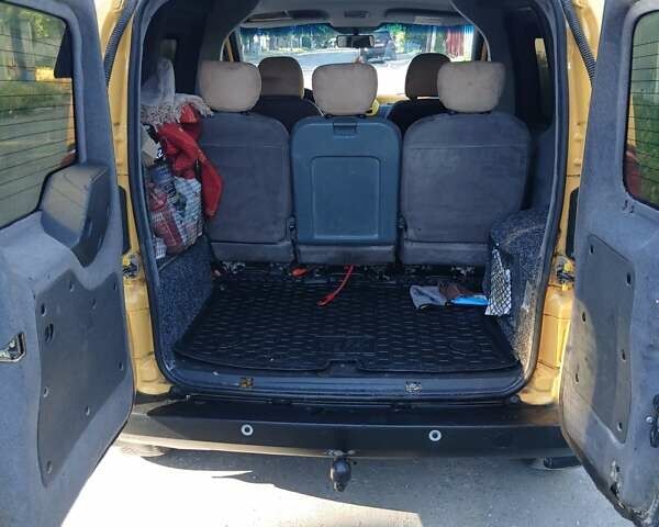 Желтый Фиат Fiorino, объемом двигателя 1.25 л и пробегом 212 тыс. км за 3300 $, фото 5 на Automoto.ua