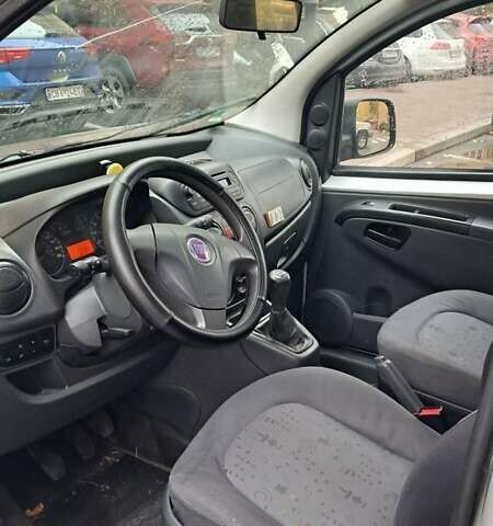 Серый Фиат Fiorino, объемом двигателя 1.25 л и пробегом 240 тыс. км за 3800 $, фото 1 на Automoto.ua