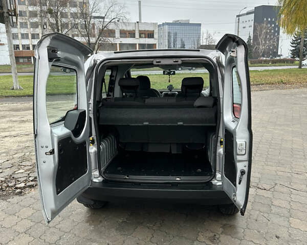 Серый Фиат Fiorino, объемом двигателя 1.3 л и пробегом 147 тыс. км за 7300 $, фото 8 на Automoto.ua