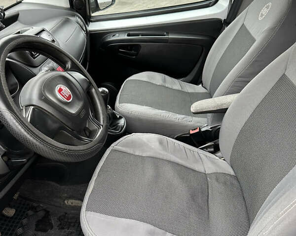 Серый Фиат Fiorino, объемом двигателя 1.3 л и пробегом 147 тыс. км за 7300 $, фото 16 на Automoto.ua