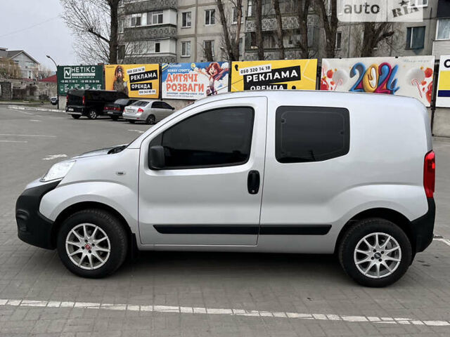 Серый Фиат Fiorino, объемом двигателя 1.37 л и пробегом 19 тыс. км за 12850 $, фото 5 на Automoto.ua