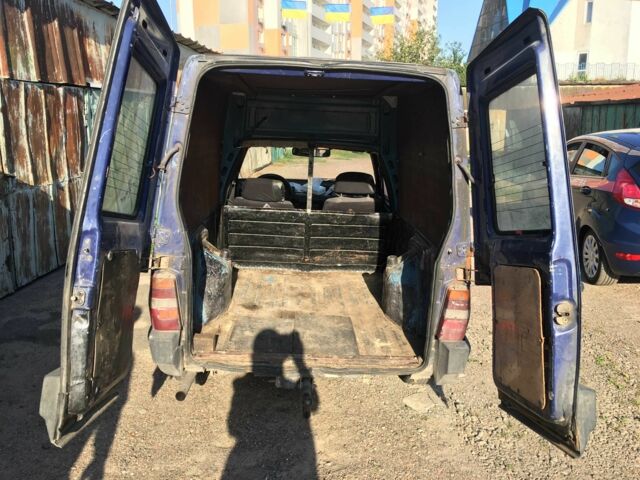 Синій Фіат Fiorino, об'ємом двигуна 1.1 л та пробігом 400 тис. км за 1213 $, фото 3 на Automoto.ua