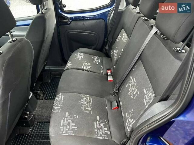 Синий Фиат Fiorino, объемом двигателя 1.36 л и пробегом 307 тыс. км за 4600 $, фото 5 на Automoto.ua