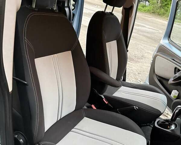 Синій Фіат Fiorino, об'ємом двигуна 1.3 л та пробігом 192 тис. км за 6000 $, фото 3 на Automoto.ua