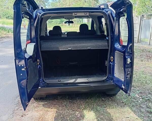 Синий Фиат Fiorino, объемом двигателя 1.2 л и пробегом 246 тыс. км за 7300 $, фото 17 на Automoto.ua