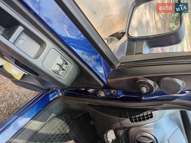 Синий Фиат Fiorino, объемом двигателя 1.2 л и пробегом 246 тыс. км за 7300 $, фото 5 на Automoto.ua