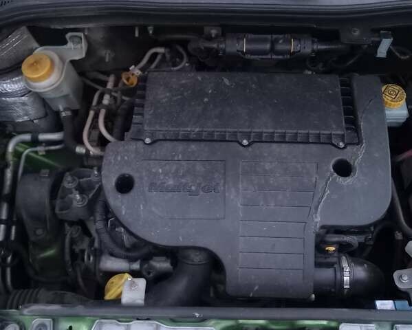 Зеленый Фиат Fiorino, объемом двигателя 1.3 л и пробегом 290 тыс. км за 5000 $, фото 8 на Automoto.ua