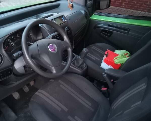 Зеленый Фиат Fiorino, объемом двигателя 1.3 л и пробегом 290 тыс. км за 5000 $, фото 14 на Automoto.ua