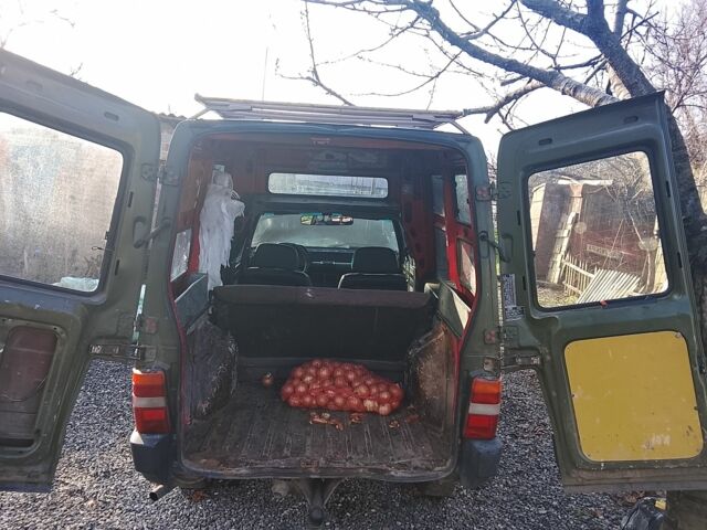 Зеленый Фиат Fiorino, объемом двигателя 1.7 л и пробегом 500 тыс. км за 1100 $, фото 3 на Automoto.ua