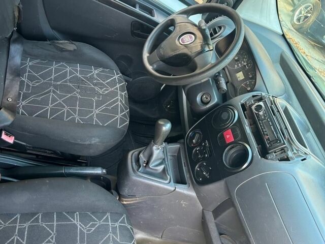 Фиат Fiorino 2009 в Запорожье на Automoto.ua Зеленый Фиат Fiorino, объемом двигателя 1.3 л и пробегом 278 тыс. км за 2700 $, фото 5 на Automoto.ua