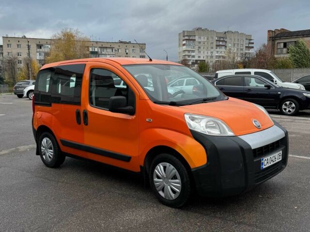 Оранжевый Фиат Fiorino, объемом двигателя 1.2 л и пробегом 293 тыс. км за 3400 $, фото 2 на Automoto.ua