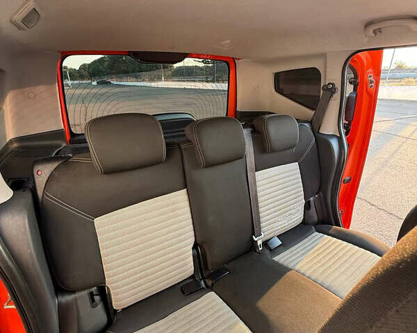 Помаранчевий Фіат Fiorino, об'ємом двигуна 1.25 л та пробігом 250 тис. км за 5500 $, фото 13 на Automoto.ua
