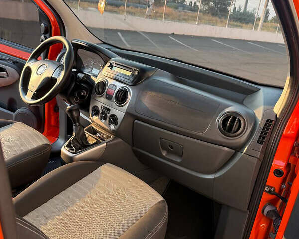 Помаранчевий Фіат Fiorino, об'ємом двигуна 1.25 л та пробігом 250 тис. км за 5500 $, фото 10 на Automoto.ua