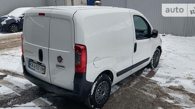 Белый Фиат Fiorino груз., объемом двигателя 1.4 л и пробегом 76 тыс. км за 5600 $, фото 4 на Automoto.ua