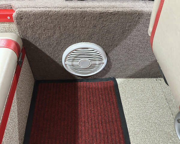 Красный Финвал 475, объемом двигателя 0 л и пробегом 207 тыс. км за 32500 $, фото 8 на Automoto.ua