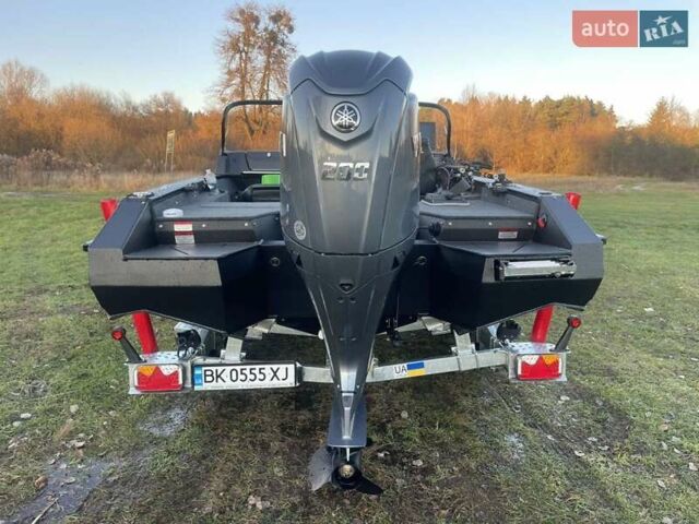 Белый Финвал Fish Pro, объемом двигателя 0 л и пробегом 2 тыс. км за 94900 $, фото 11 на Automoto.ua