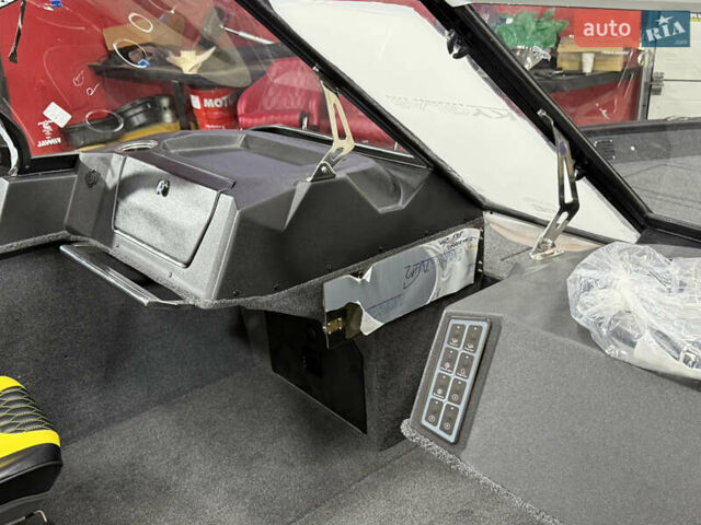 Финвал Fish Pro 555, объемом двигателя 0 л и пробегом 0 тыс. км за 28425 $, фото 51 на Automoto.ua