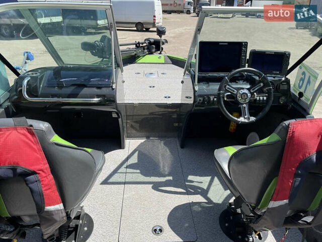 Финвал Fish Pro 555, объемом двигателя 0 л и пробегом 13 тыс. км за 46300 $, фото 12 на Automoto.ua