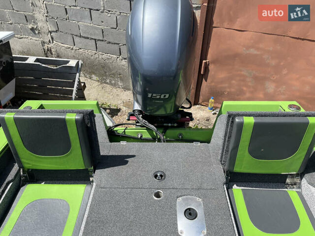 Финвал Fish Pro 555, объемом двигателя 0 л и пробегом 13 тыс. км за 46300 $, фото 4 на Automoto.ua