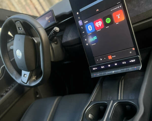 Белый Фискер Ocean, объемом двигателя 0 л и пробегом 11 тыс. км за 33000 $, фото 11 на Automoto.ua