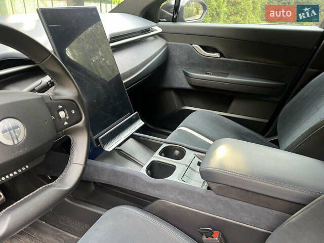 Синий Фискер Ocean, объемом двигателя 0 л и пробегом 19 тыс. км за 26000 $, фото 22 на Automoto.ua