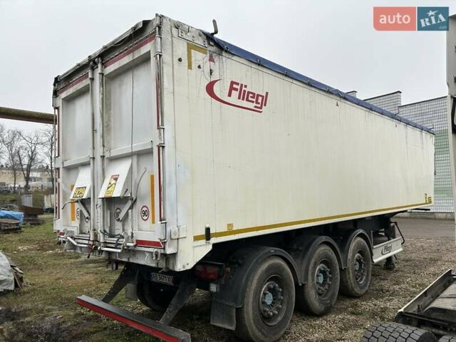 Серый Флигл DHKA, объемом двигателя 0 л и пробегом 800 тыс. км за 27000 $, фото 9 на Automoto.ua