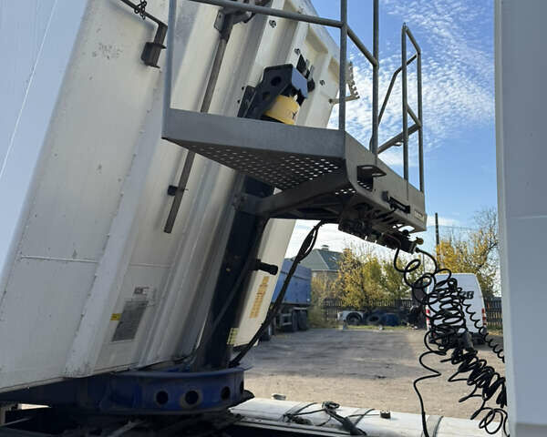 Білий Флігл SDS, об'ємом двигуна 0 л та пробігом 100 тис. км за 23000 $, фото 3 на Automoto.ua