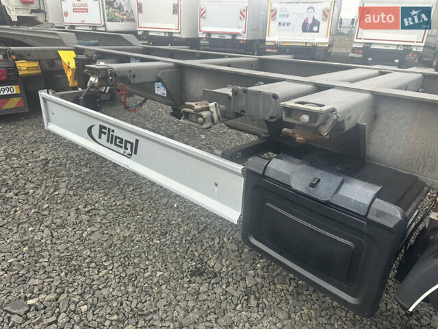 Серый Флигл SDS, объемом двигателя 0 л и пробегом 400 тыс. км за 14700 $, фото 7 на Automoto.ua