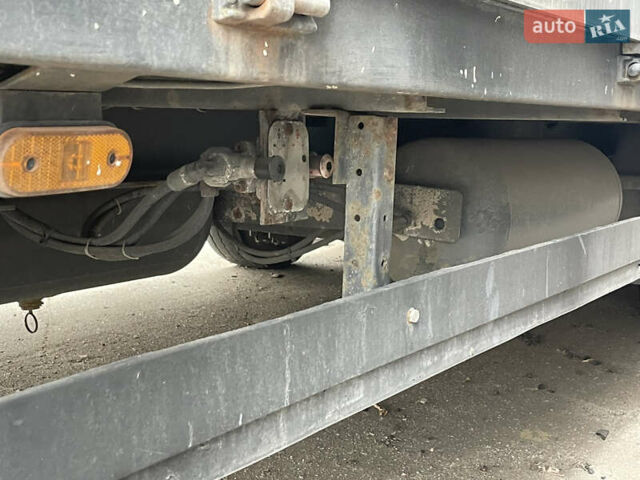 Черный Флигл TPS, объемом двигателя 0 л и пробегом 100 тыс. км за 4499 $, фото 3 на Automoto.ua