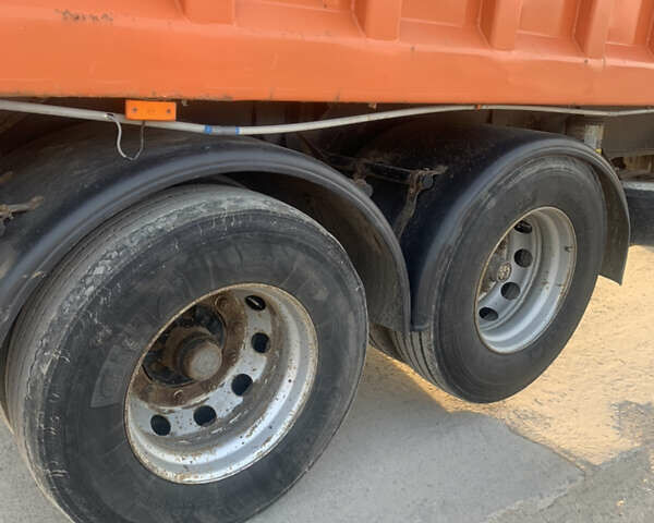 Оранжевый Флур ФЛА, объемом двигателя 0 л и пробегом 200 тыс. км за 20000 $, фото 2 на Automoto.ua