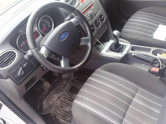 Белый Форд Аэростар, объемом двигателя 1.6 л и пробегом 3 тыс. км за 5400 $, фото 6 на Automoto.ua