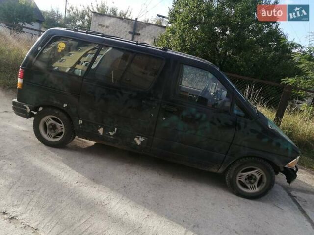 Форд Аэростар 1994 в Чернигове на Automoto.ua Черный Форд Аэростар, объемом двигателя 4 л и пробегом 325 тыс. км за 2500 $, фото 2 на Automoto.ua