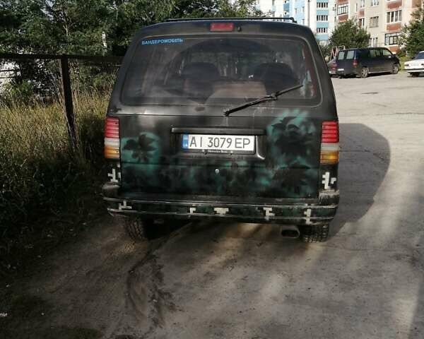 Форд Аэростар 1994 в Чернигове на Automoto.ua Черный Форд Аэростар, объемом двигателя 4 л и пробегом 325 тыс. км за 2500 $, фото 1 на Automoto.ua