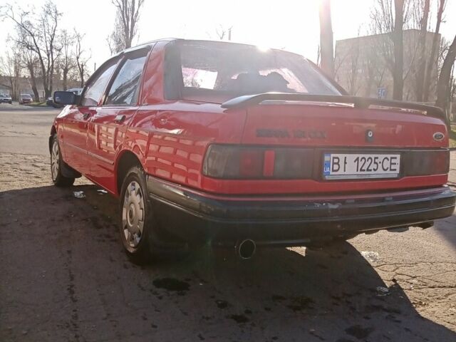 Красный Форд Аэростар, объемом двигателя 1.6 л и пробегом 400 тыс. км за 1100 $, фото 2 на Automoto.ua