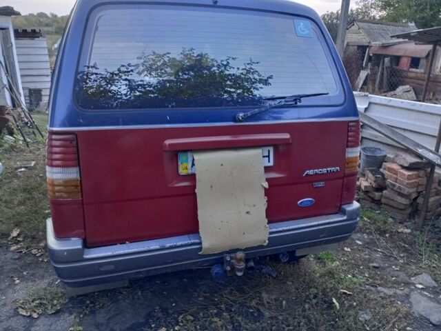 Червоний Форд Аеростар, об'ємом двигуна 3 л та пробігом 287 тис. км за 2800 $, фото 4 на Automoto.ua