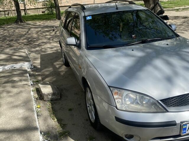 Серый Форд Аэростар, объемом двигателя 2 л и пробегом 355 тыс. км за 3350 $, фото 2 на Automoto.ua