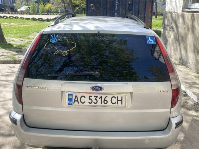 Серый Форд Аэростар, объемом двигателя 2 л и пробегом 355 тыс. км за 3350 $, фото 1 на Automoto.ua