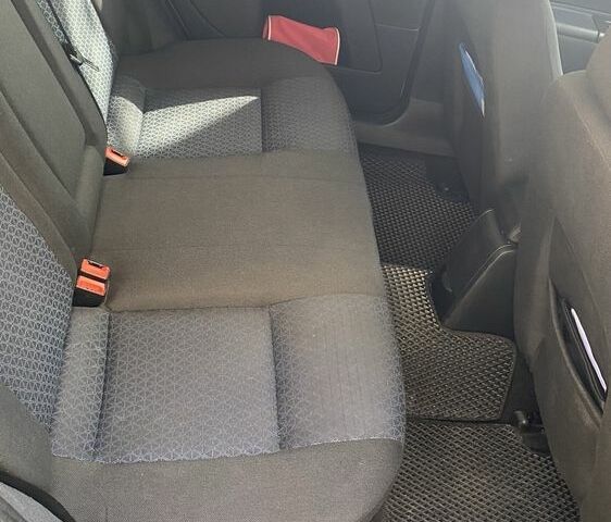 Серый Форд Аэростар, объемом двигателя 2 л и пробегом 355 тыс. км за 3350 $, фото 7 на Automoto.ua