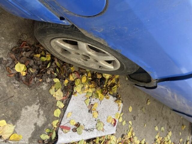 Синий Форд Аэростар, объемом двигателя 2 л и пробегом 300 тыс. км за 500 $, фото 1 на Automoto.ua