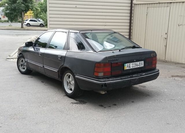 Синий Форд Аэростар, объемом двигателя 0 л и пробегом 125 тыс. км за 700 $, фото 2 на Automoto.ua