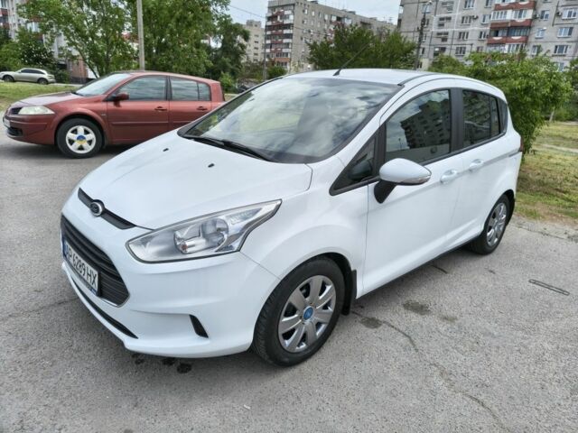 Білий Форд Б-Макс, об'ємом двигуна 1 л та пробігом 138 тис. км за 5852 $, фото 2 на Automoto.ua
