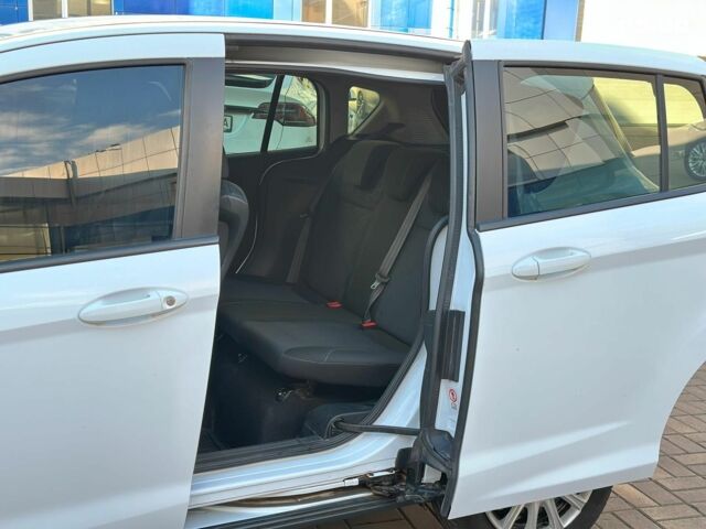 Белый Форд Б-Макс, объемом двигателя 15 л и пробегом 257 тыс. км за 9290 $, фото 12 на Automoto.ua