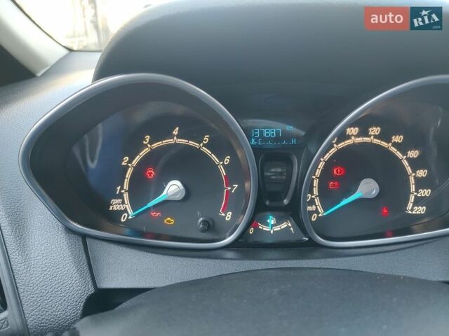 Білий Форд Б-Макс, об'ємом двигуна 1 л та пробігом 137 тис. км за 6600 $, фото 13 на Automoto.ua