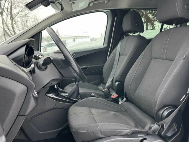 Белый Форд Б-Макс, объемом двигателя 1.6 л и пробегом 180 тыс. км за 8200 $, фото 8 на Automoto.ua