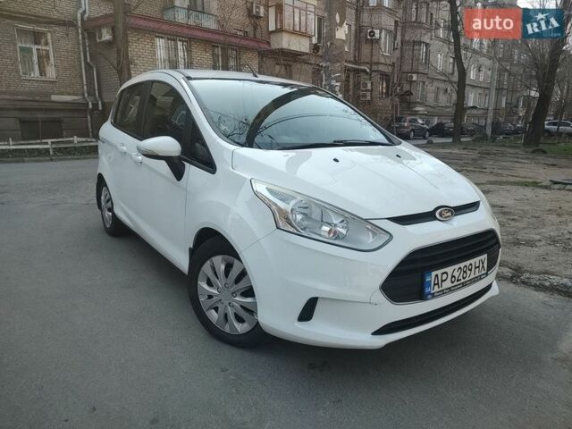 Білий Форд Б-Макс, об'ємом двигуна 1 л та пробігом 137 тис. км за 6600 $, фото 2 на Automoto.ua