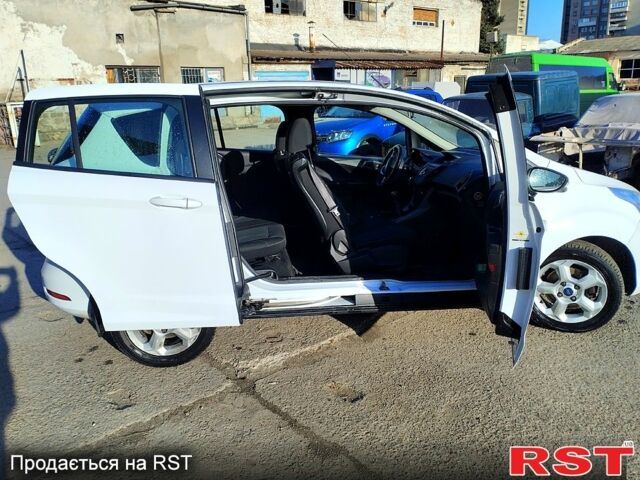 Белый Форд Б-Макс, объемом двигателя 1 л и пробегом 123 тыс. км за 7000 $, фото 10 на Automoto.ua