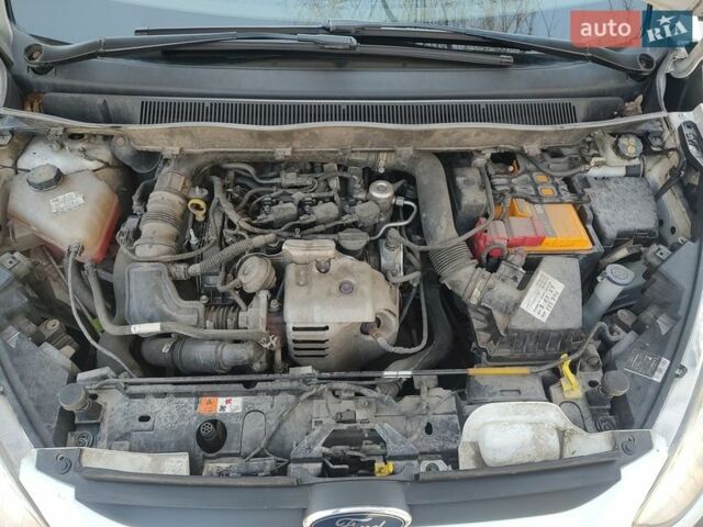 Білий Форд Б-Макс, об'ємом двигуна 1 л та пробігом 137 тис. км за 6600 $, фото 15 на Automoto.ua