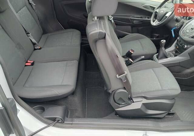 Білий Форд Б-Макс, об'ємом двигуна 1.5 л та пробігом 234 тис. км за 7700 $, фото 11 на Automoto.ua