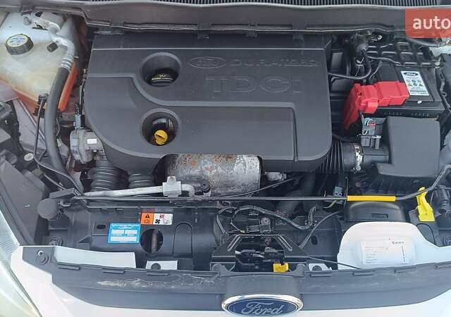 Білий Форд Б-Макс, об'ємом двигуна 1.5 л та пробігом 234 тис. км за 7700 $, фото 19 на Automoto.ua