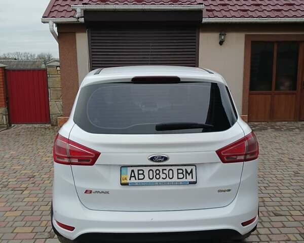 Белый Форд Б-Макс, объемом двигателя 1.5 л и пробегом 140 тыс. км за 8200 $, фото 3 на Automoto.ua